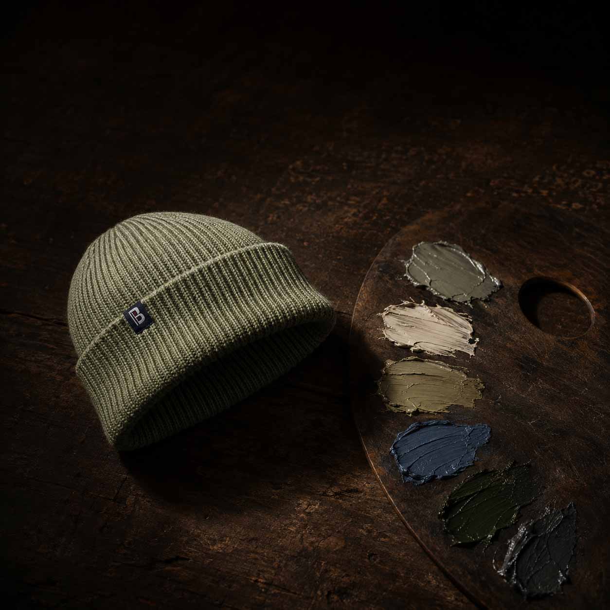 Le bonnet et la peinture